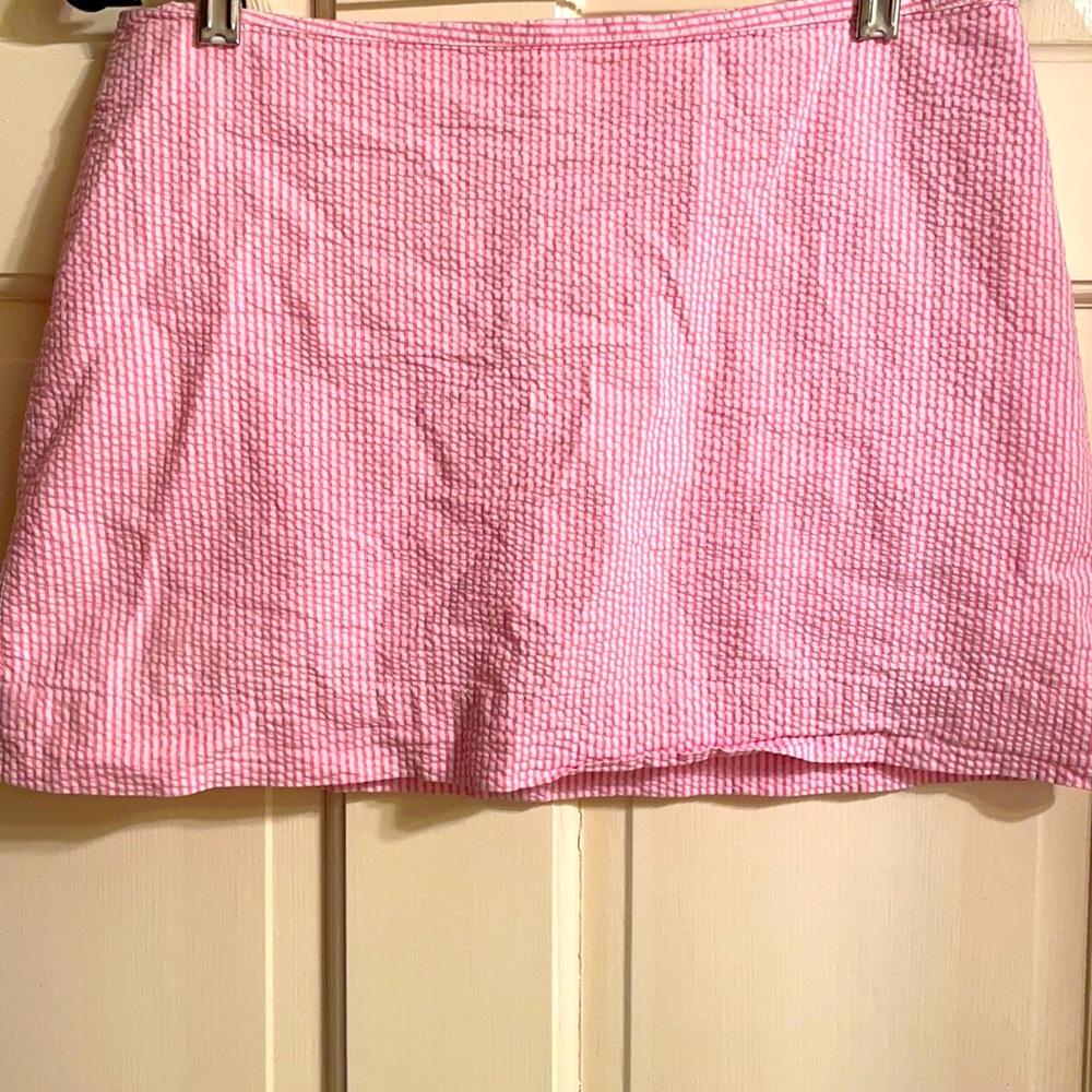 Cute pink Lily skirt, great for spring!!